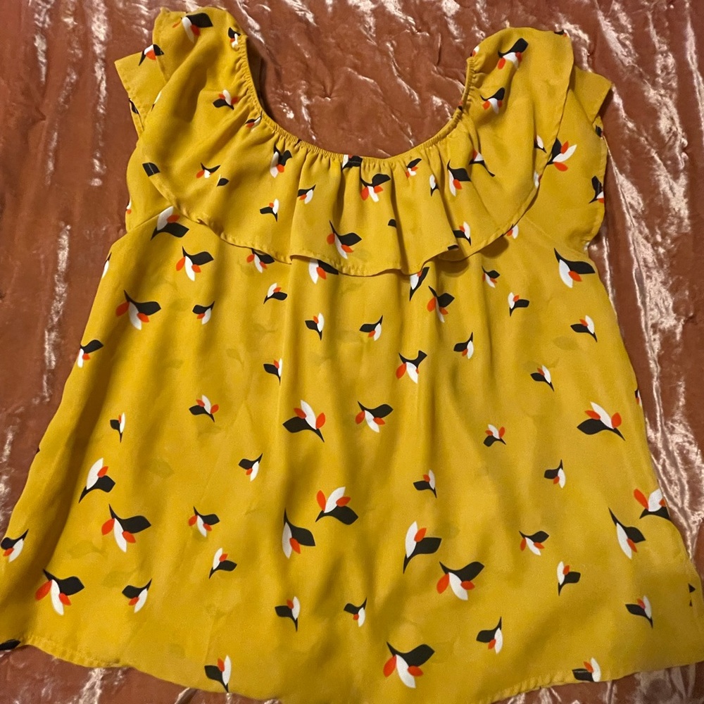 Open back, shoulder tank